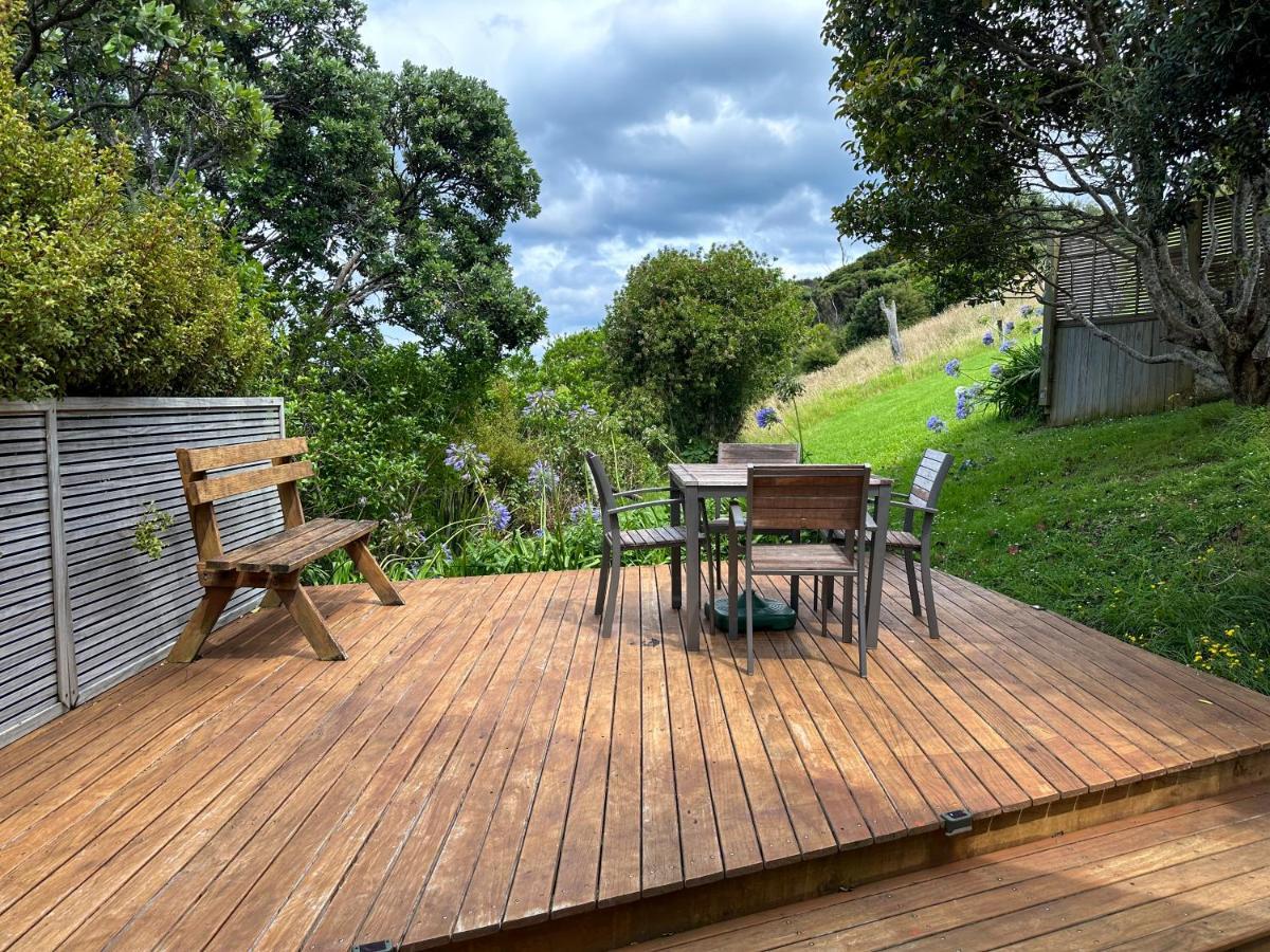 Pohutukawa Coastal Chalets Coromandel Eksteriør billede